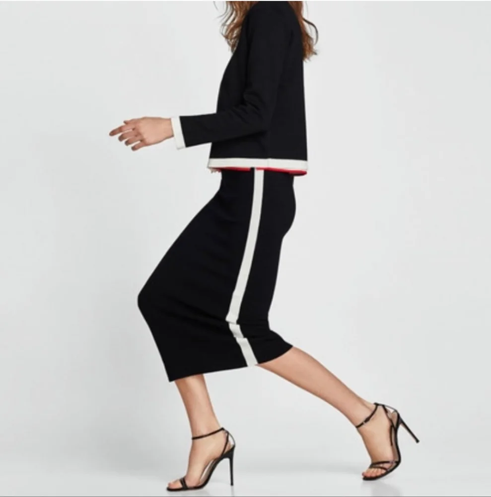 ZARA Black Cardigan w/ Faux Pearl Buttons with Matching Midi Skirt - Picture 13 of 13